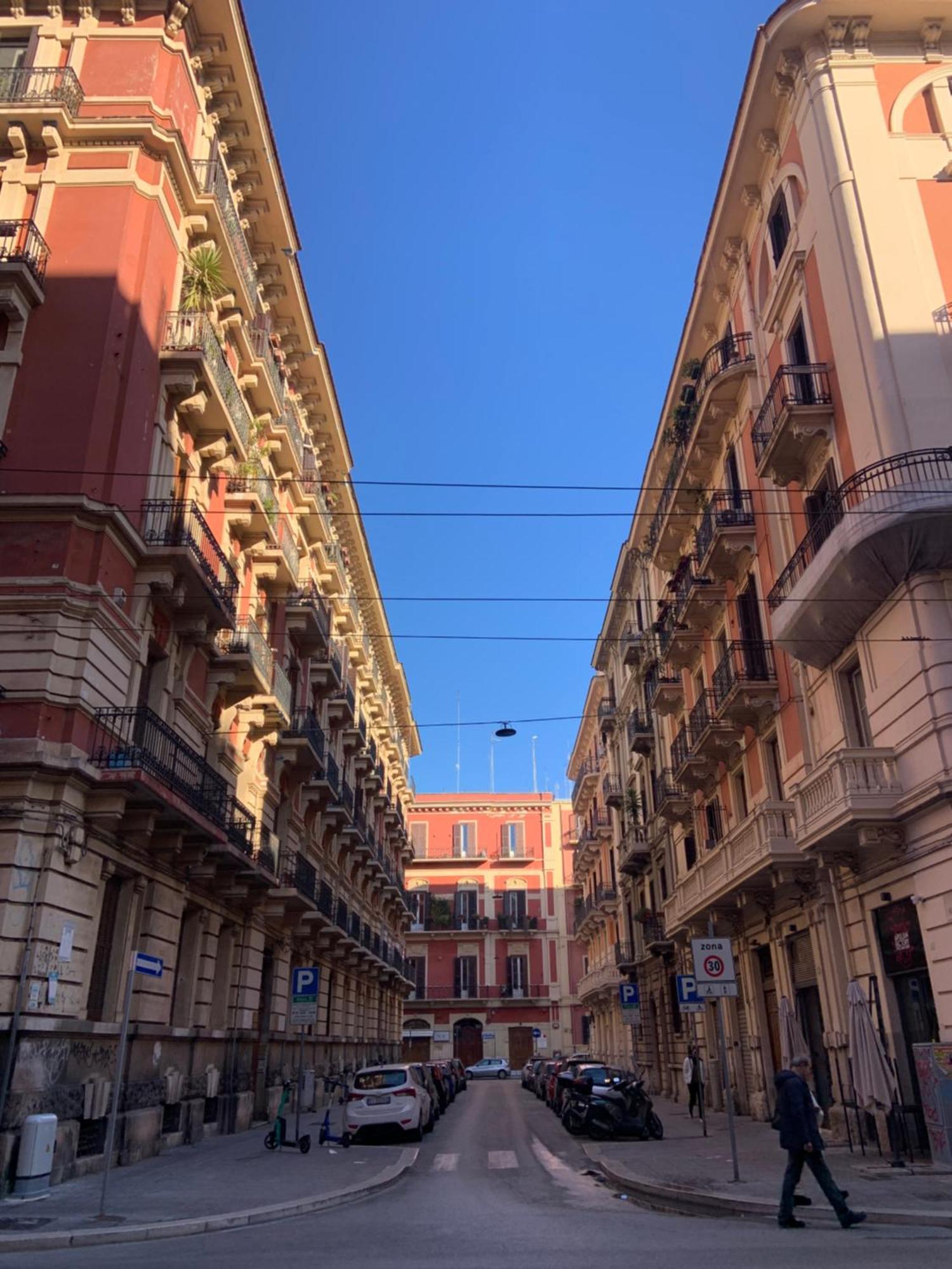 Bari Downtown Luxury Apartment Bagian luar foto