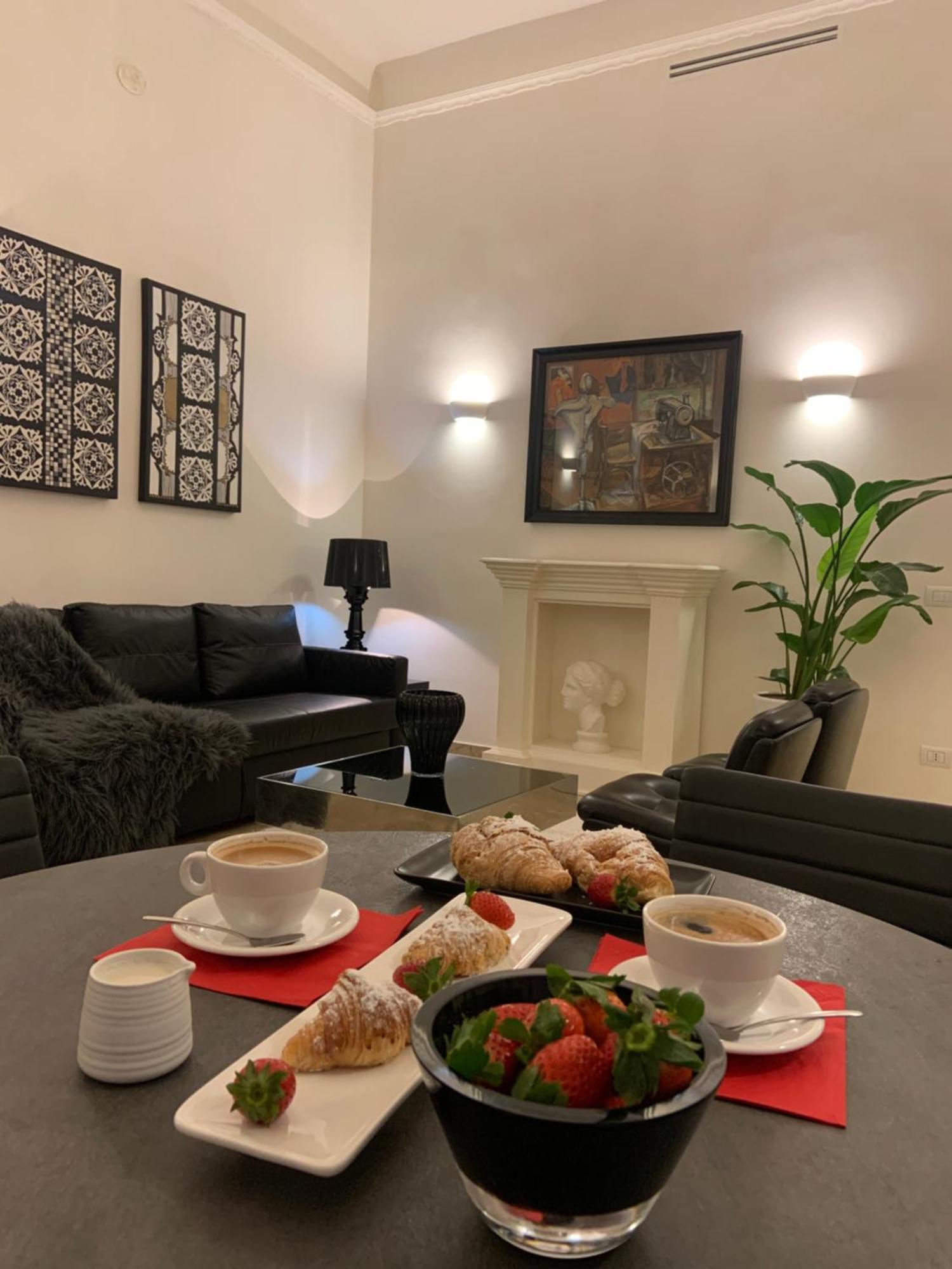 Bari Downtown Luxury Apartment Bagian luar foto